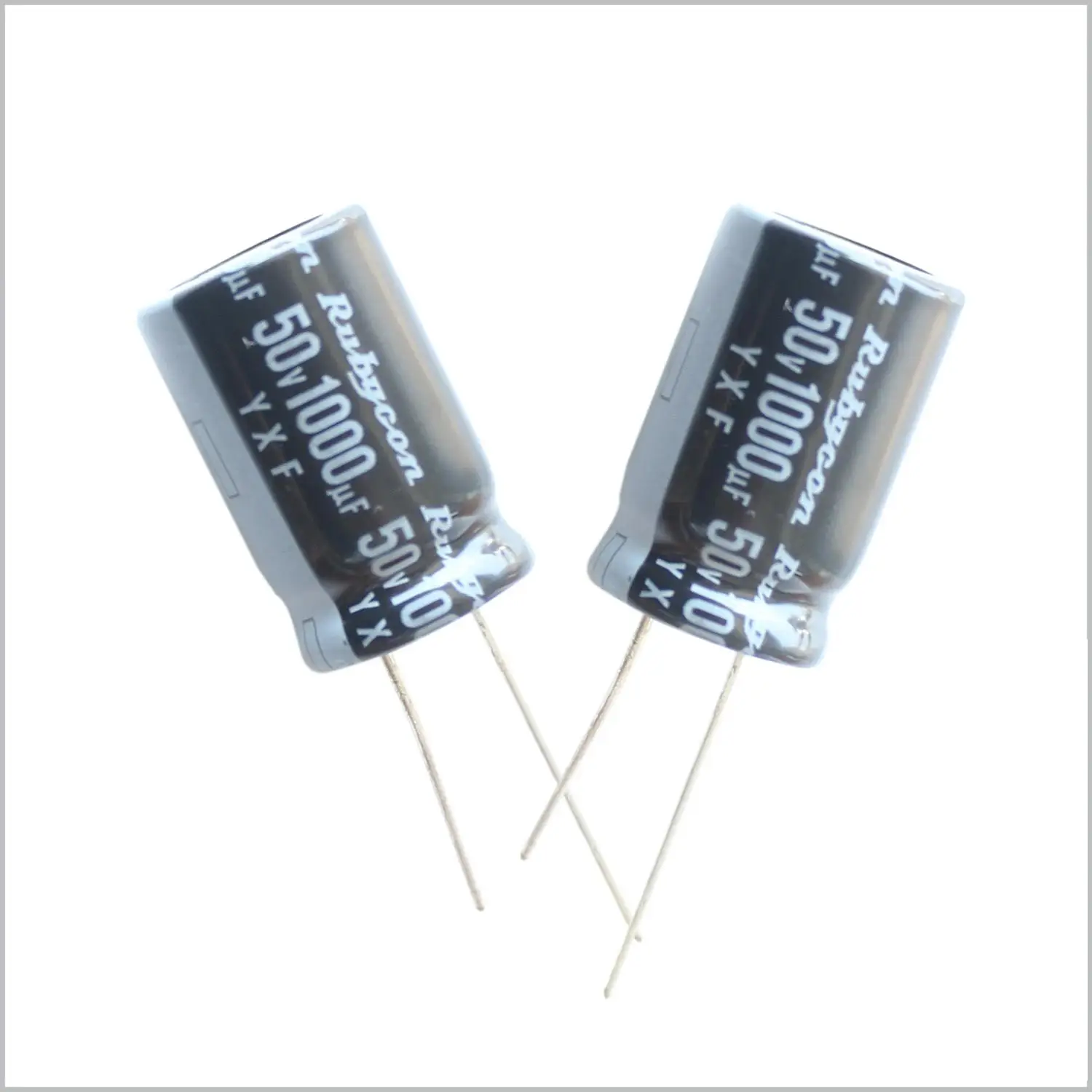 16YXA330MEFC8X11.5|330UF 16V 20% D8*11.5mm Rubycon електролитен кондензатор